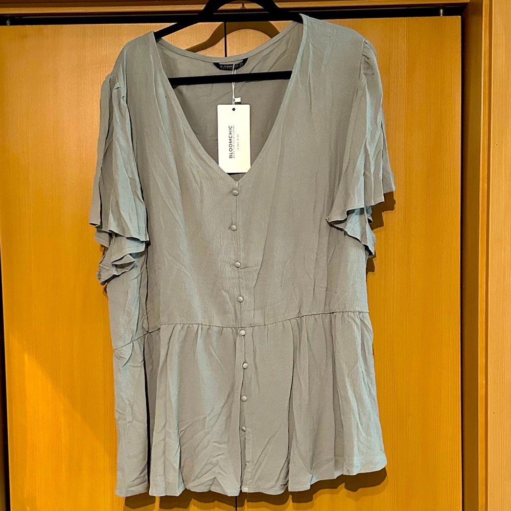 BloomChic sage green top